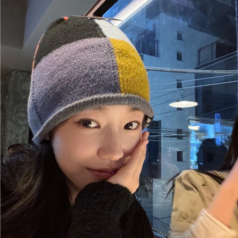 8 Square Knit Skullcap Beanie